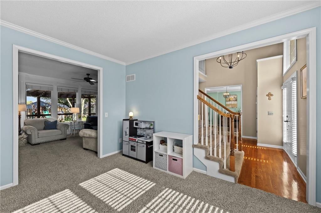 5826 Woodstock Street — photo 7