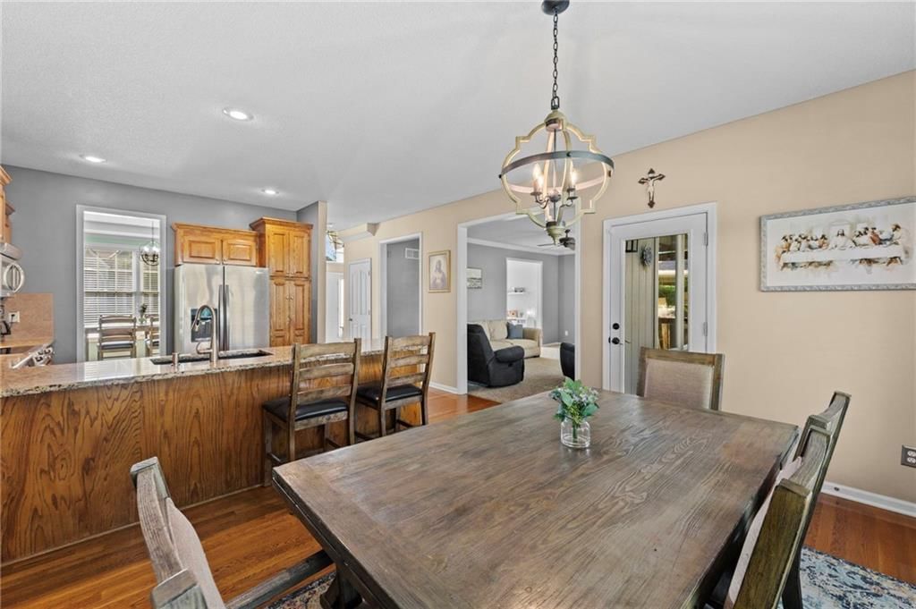 5826 Woodstock Street — photo 16