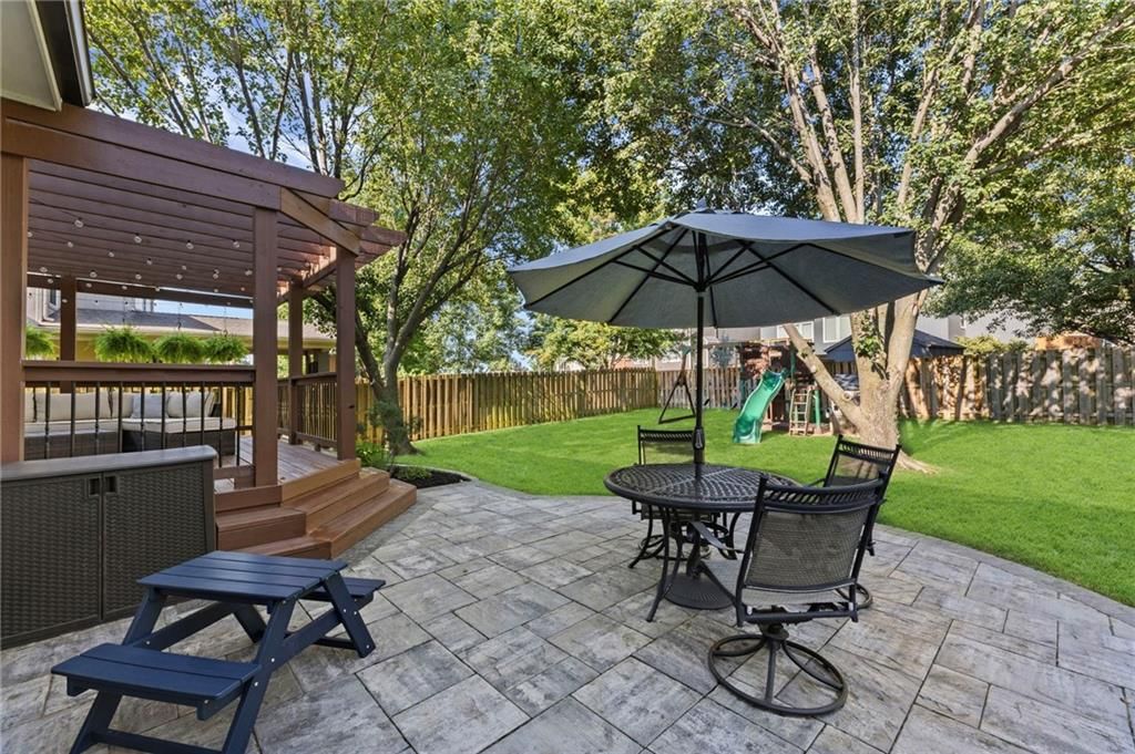 5826 Woodstock Street — photo 39