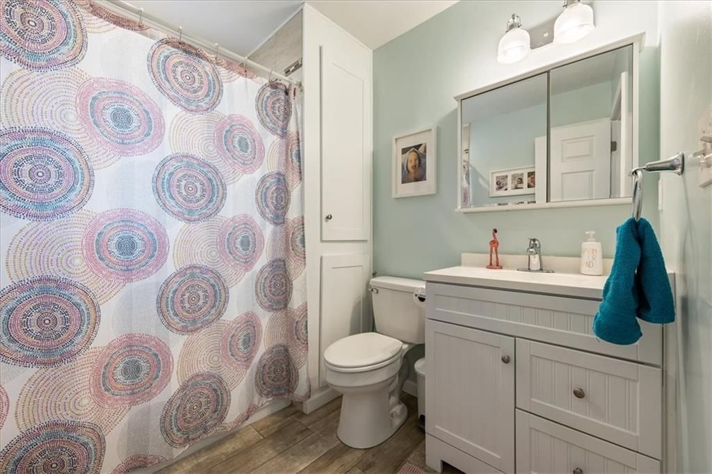 6231 Glenwood Street — photo 16