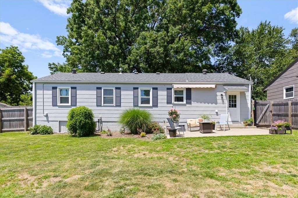 6231 Glenwood Street — photo 22