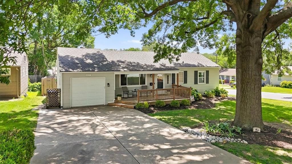6231 Glenwood Street — photo 25