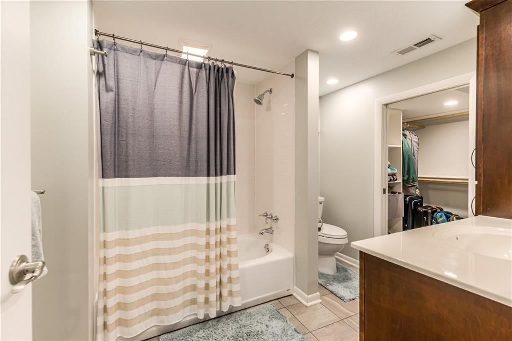 3901 W 57th Terrace — photo 48