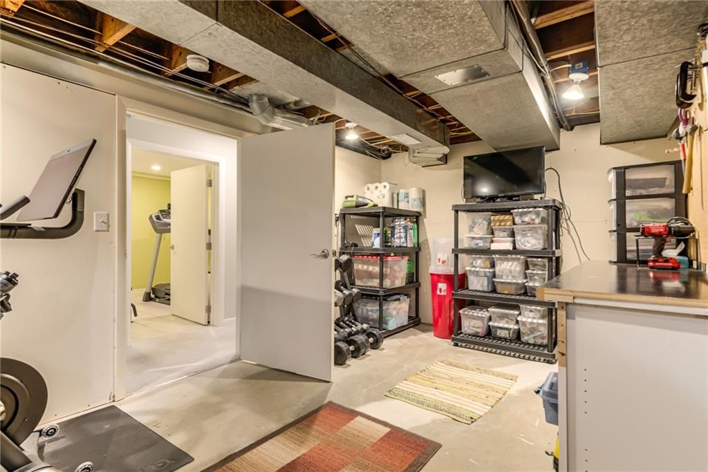 3901 W 57th Terrace — photo 52
