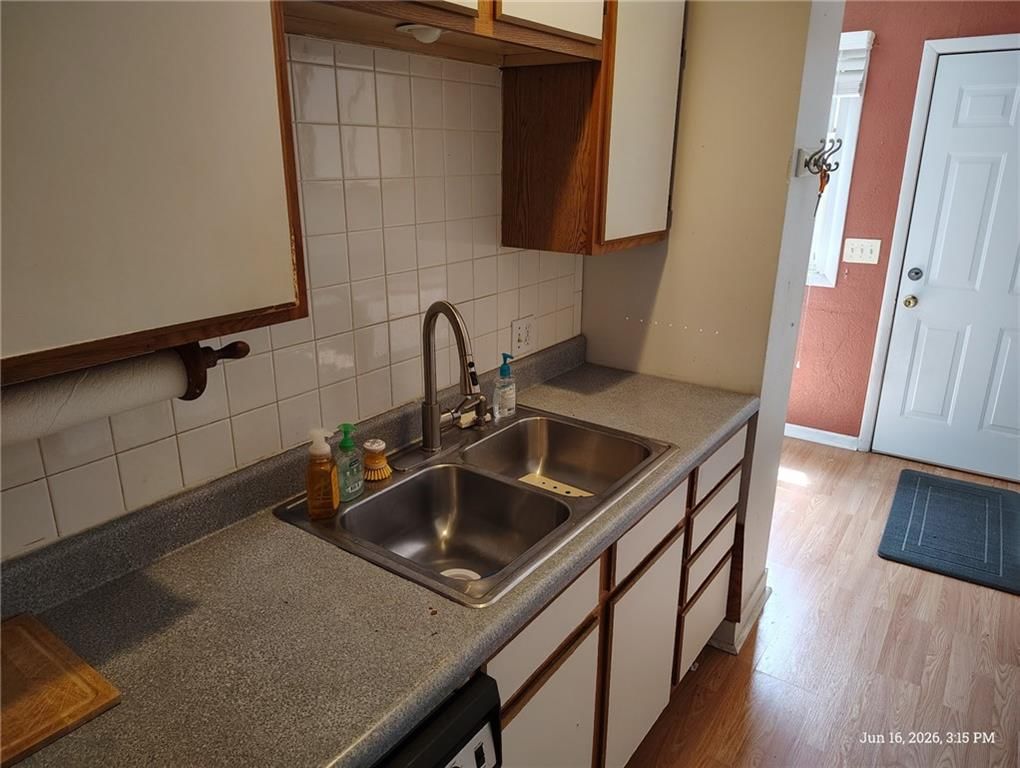 11917 W 91st Terrace — photo 3