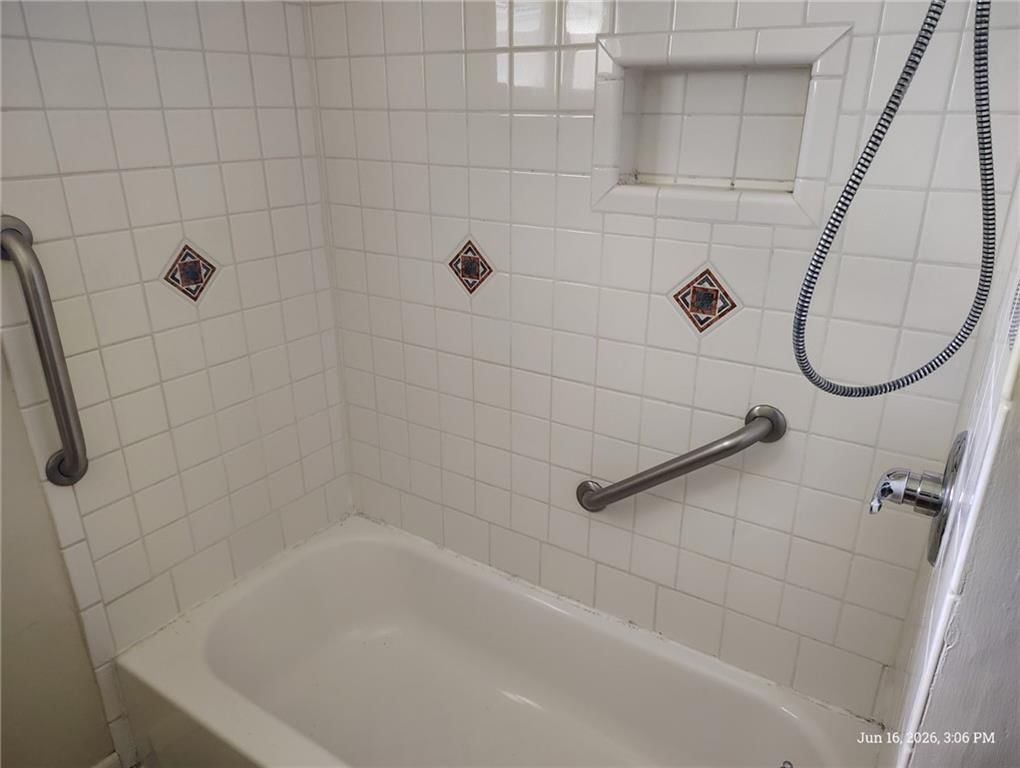 11917 W 91st Terrace — photo 5