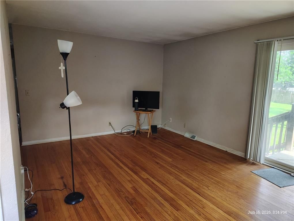11917 W 91st Terrace — photo 8