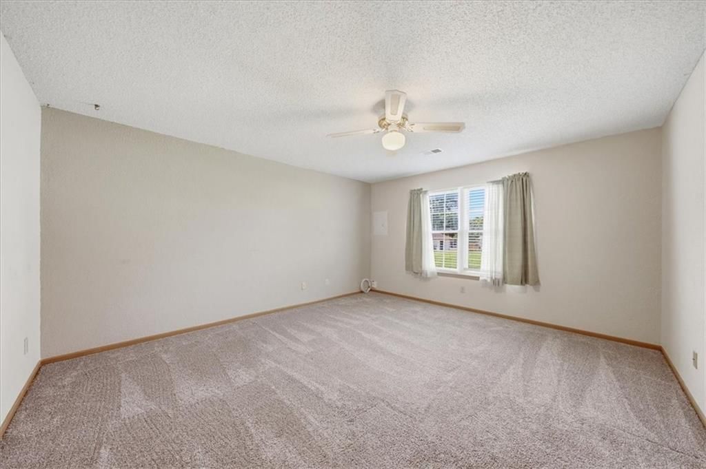 7845 Freeman Avenue — photo 16