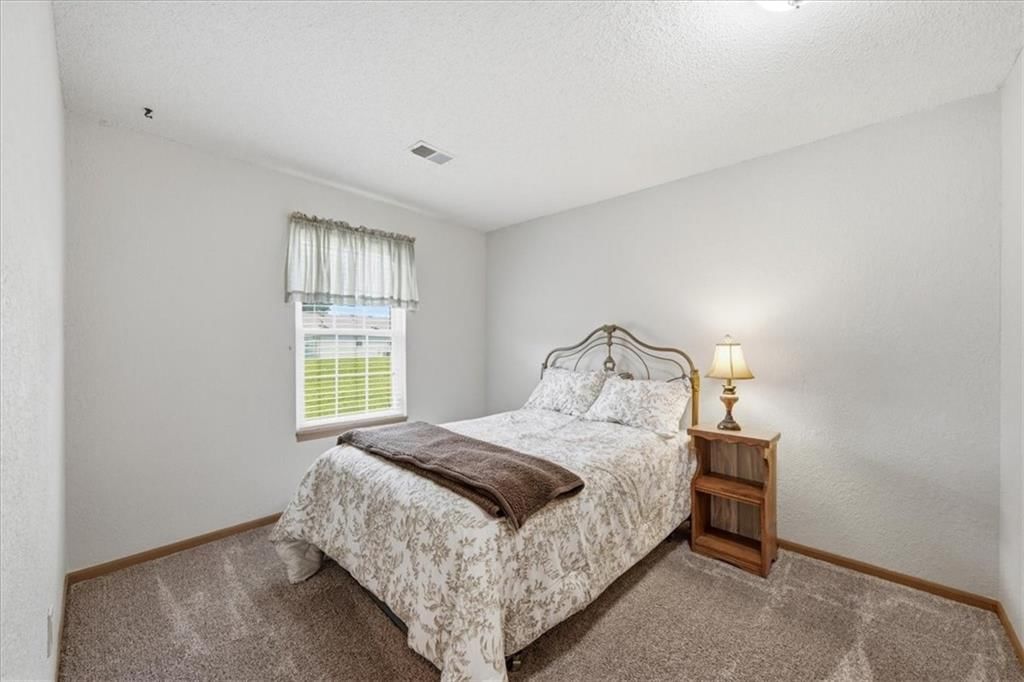 7845 Freeman Avenue — photo 20