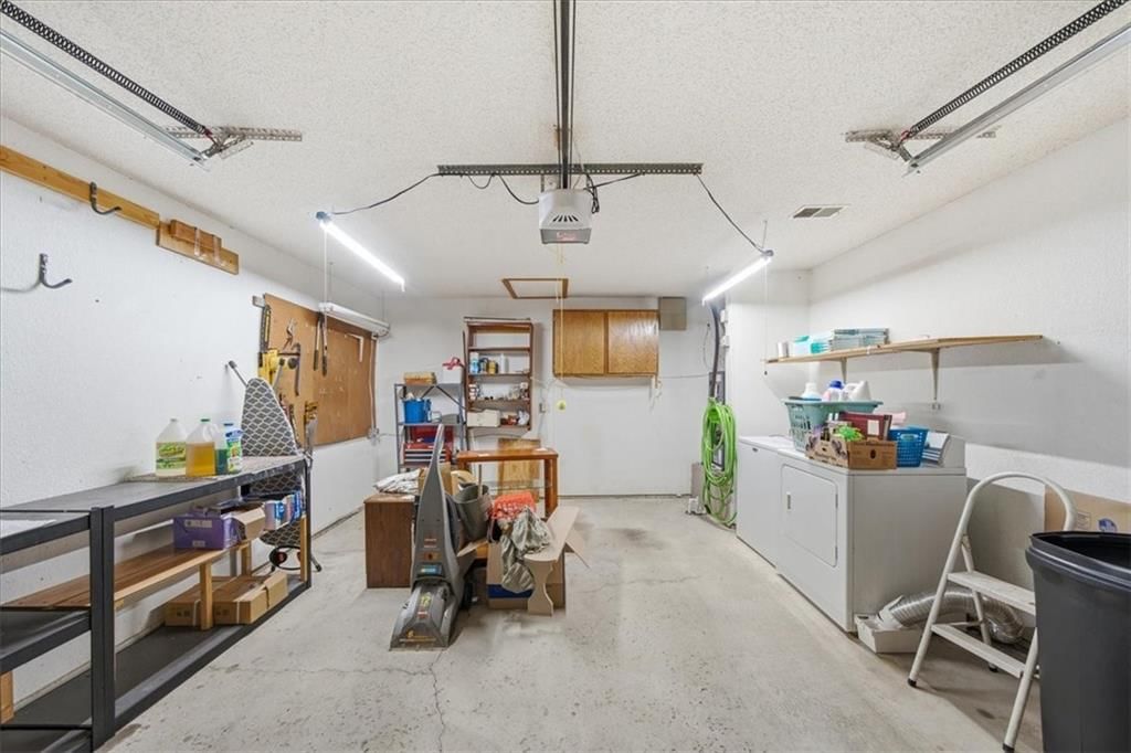 7845 Freeman Avenue — photo 25