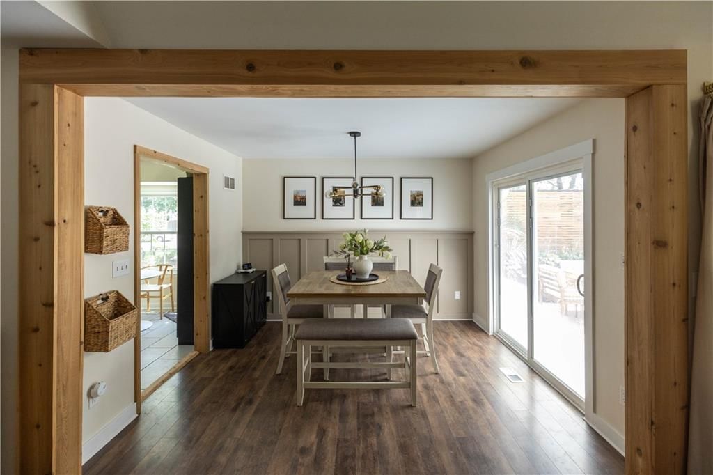 15020 S LOCUST Street — photo 4