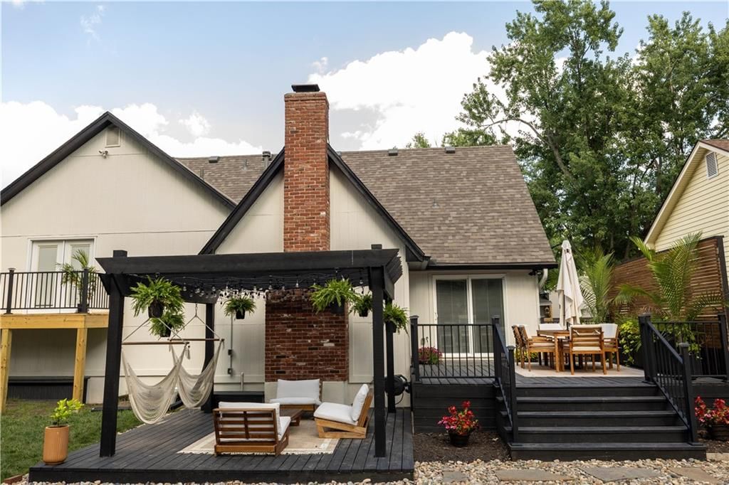 15020 S LOCUST Street — photo 14
