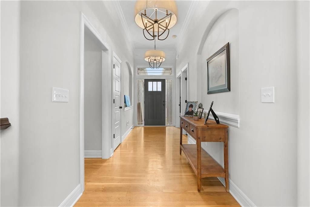 1109 SW Brookside Court — photo 5