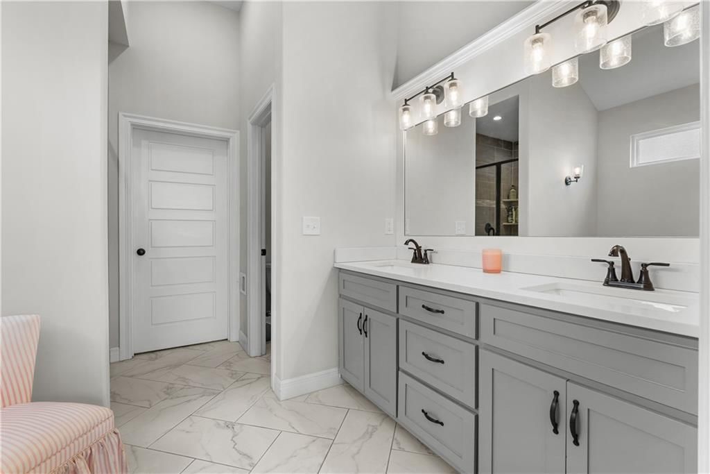 1109 SW Brookside Court — photo 22