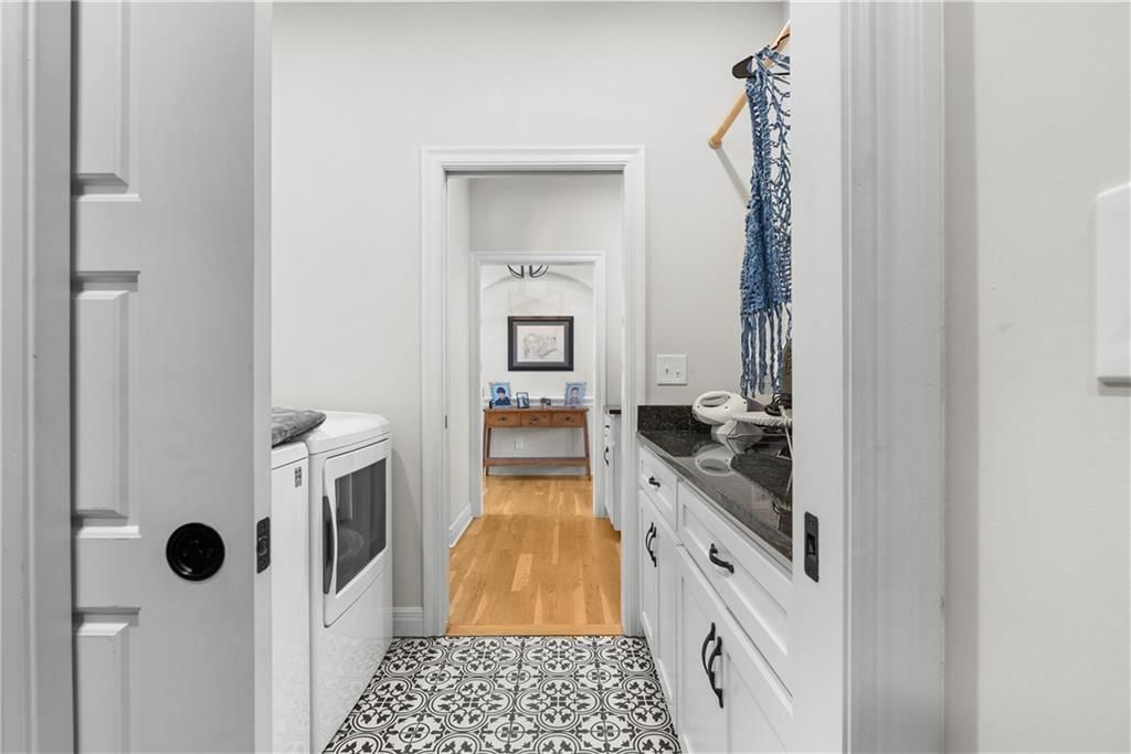 1109 SW Brookside Court — photo 29