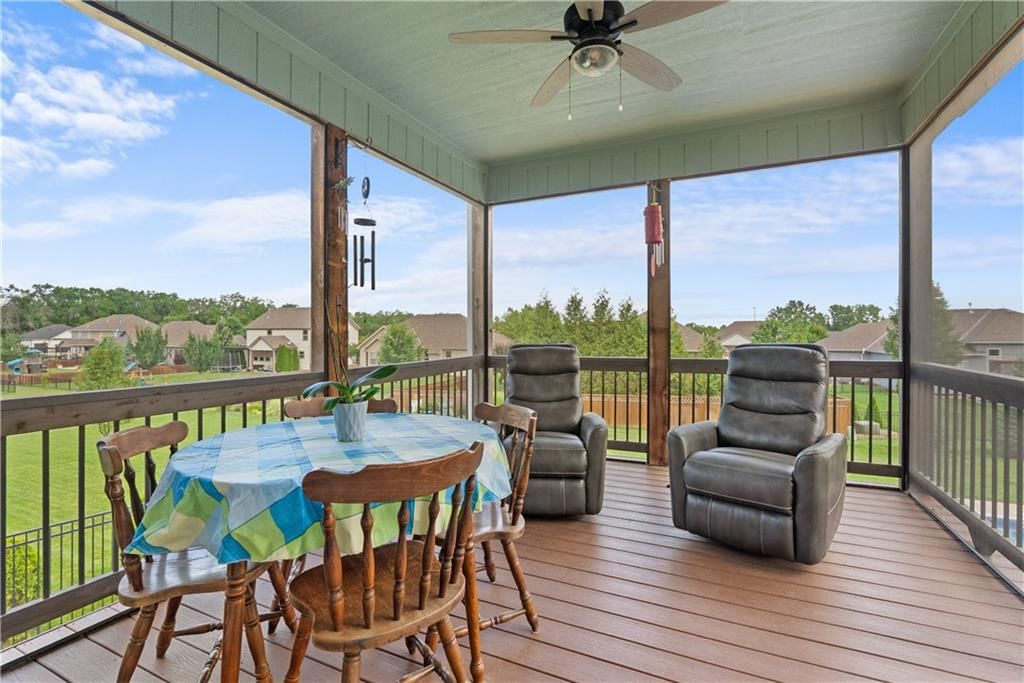 1109 SW Brookside Court — photo 31