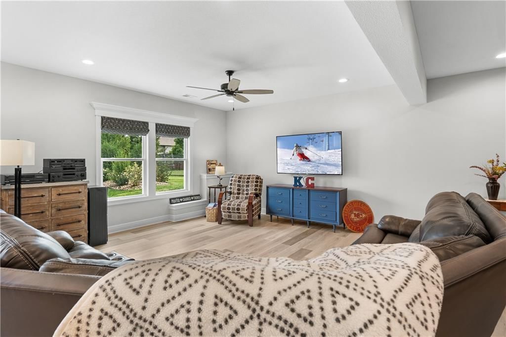 1109 SW Brookside Court — photo 40