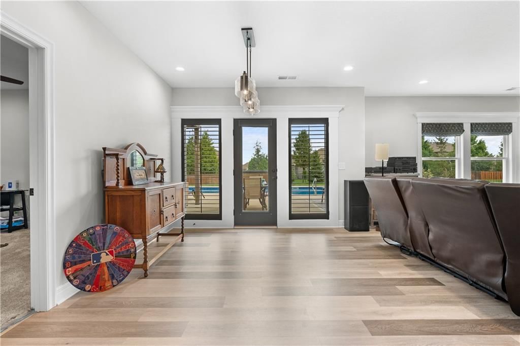 1109 SW Brookside Court — photo 41