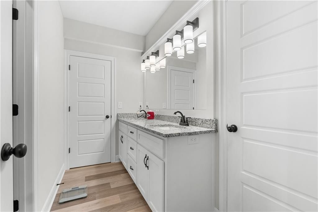 1109 SW Brookside Court — photo 46