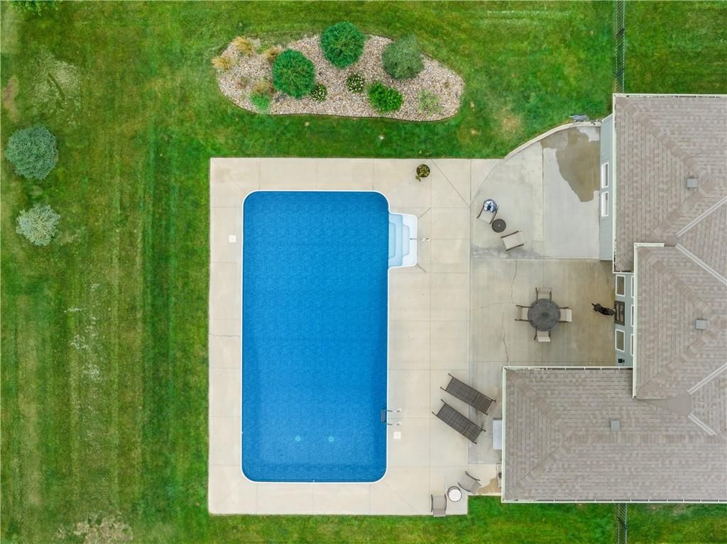 1109 SW Brookside Court — photo 55