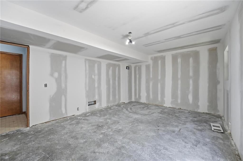 403 Woodland Avenue — photo 35
