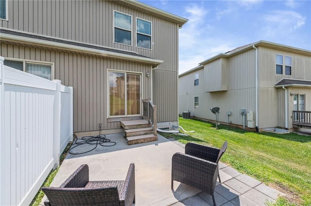 10542 Clubhouse Drive — photo 35