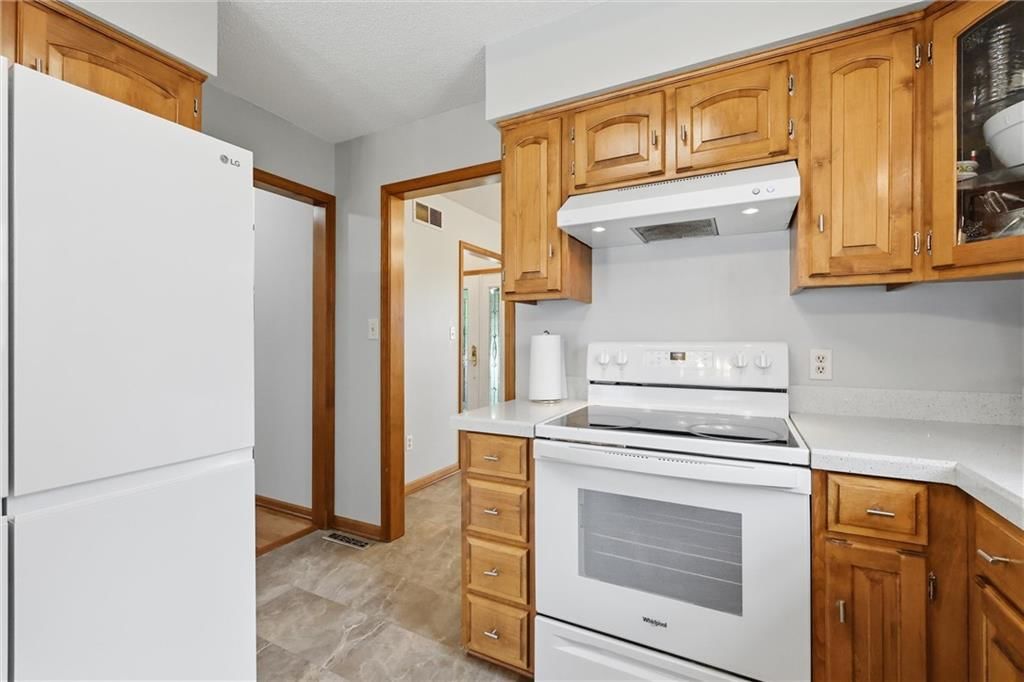 303 S 22nd Street — photo 17