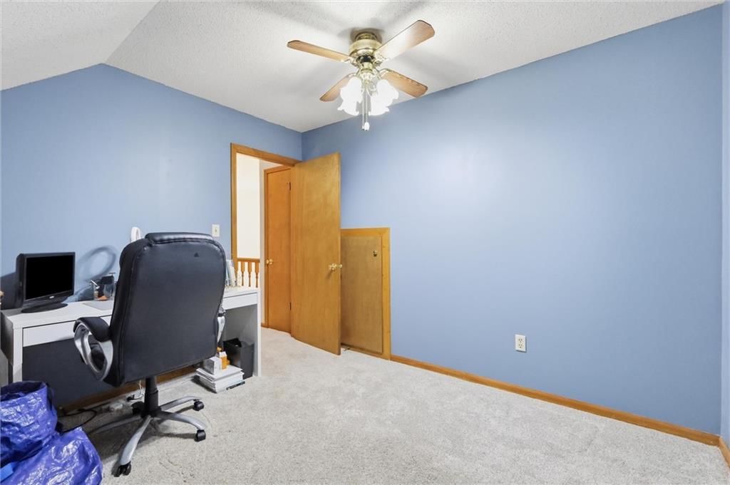 303 S 22nd Street — photo 33