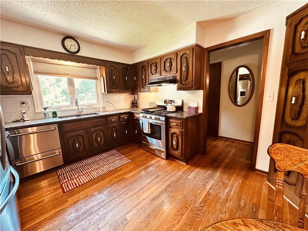 1901 SW 14 Street — photo 13