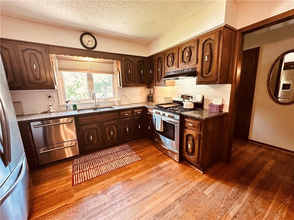 1901 SW 14 Street — photo 14