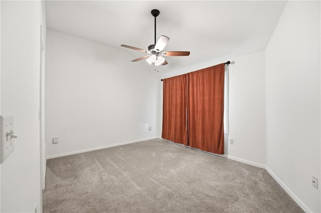 8426 GREEN Road — photo 30