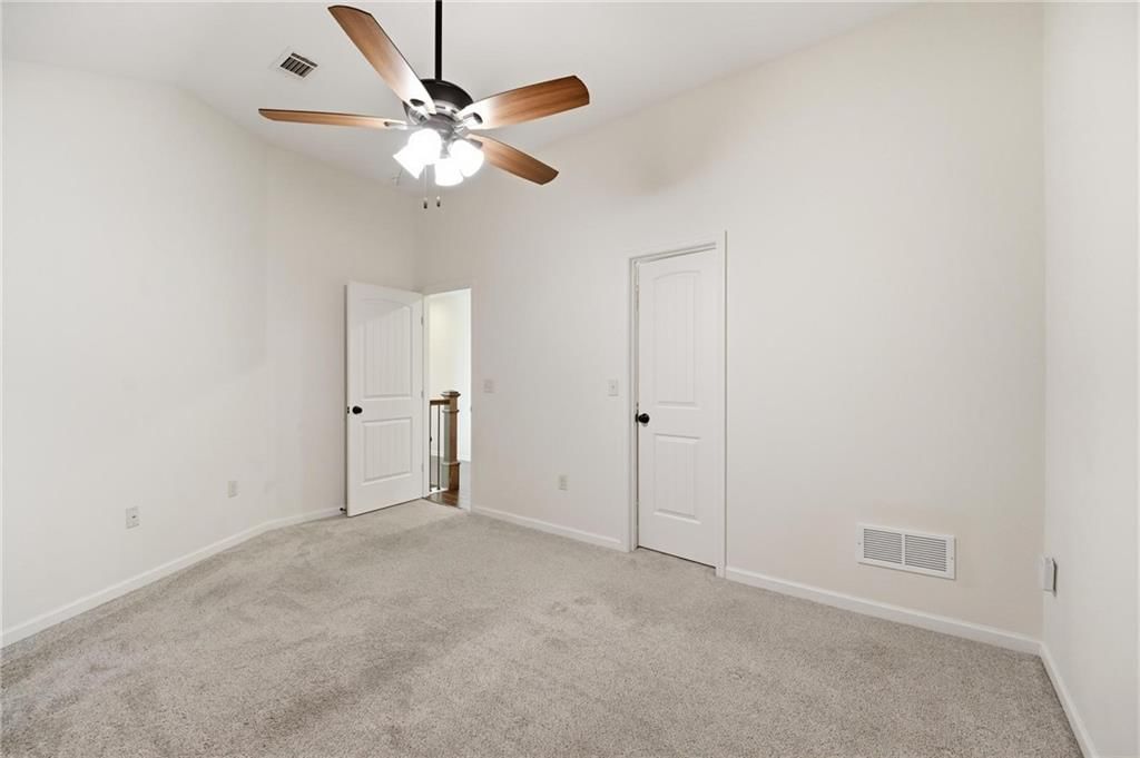8426 GREEN Road — photo 31