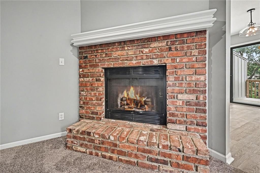 Photo 7 of 36 - 7033 N Fisk Court, Kansas City, MO 64151