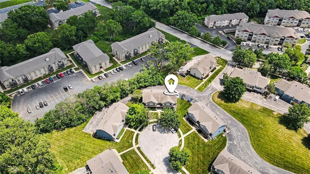 Photo 33 of 36 - 7033 N Fisk Court, Kansas City, MO 64151