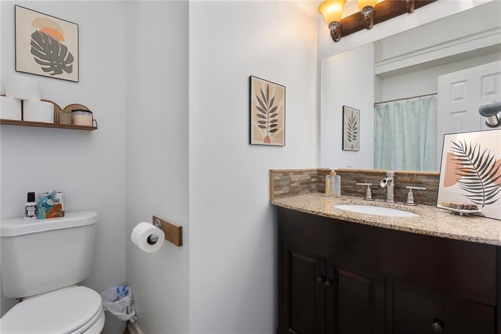 309 NE FIDDLEWOOD Avenue — photo 16