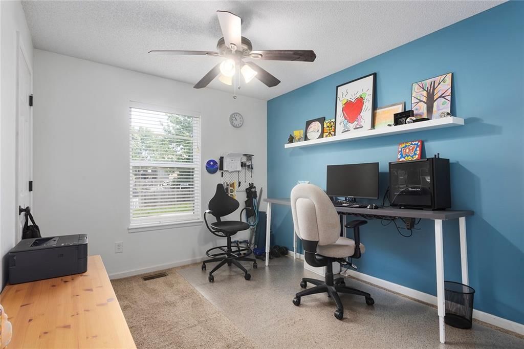 309 NE FIDDLEWOOD Avenue — photo 19