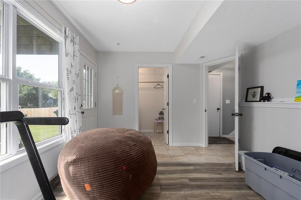 309 NE FIDDLEWOOD Avenue — photo 25