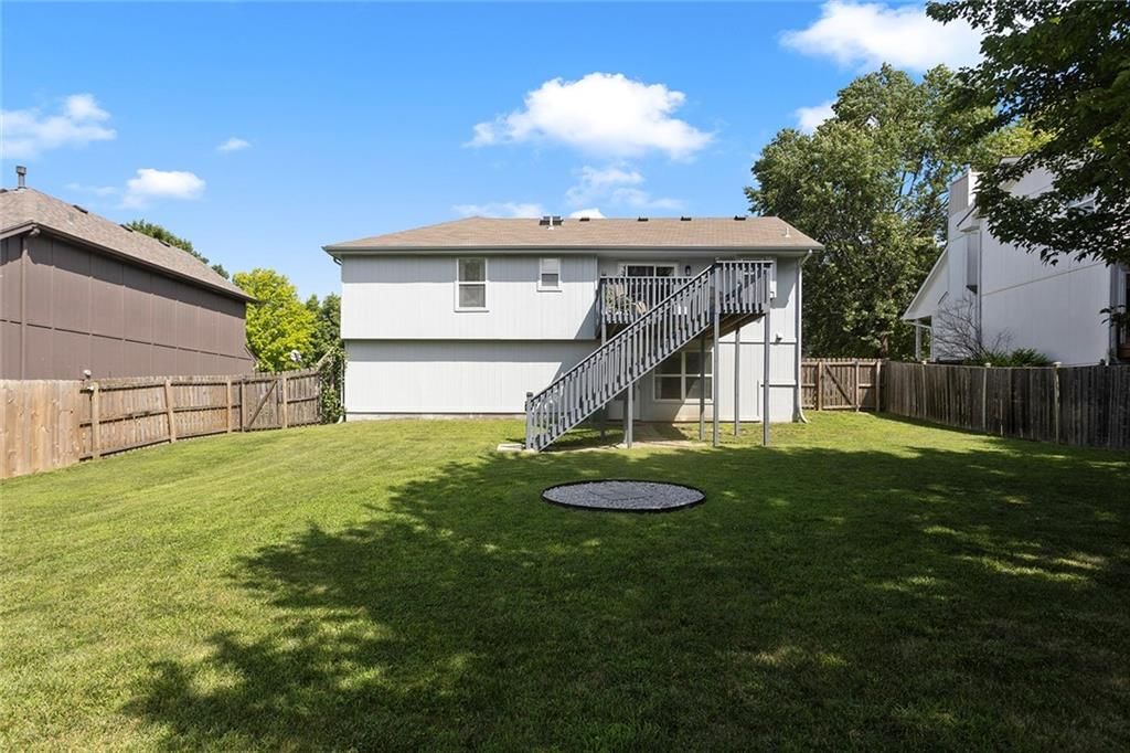 309 NE FIDDLEWOOD Avenue — photo 30