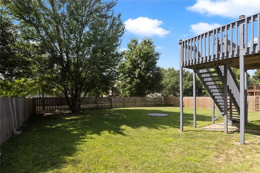 309 NE FIDDLEWOOD Avenue — photo 31
