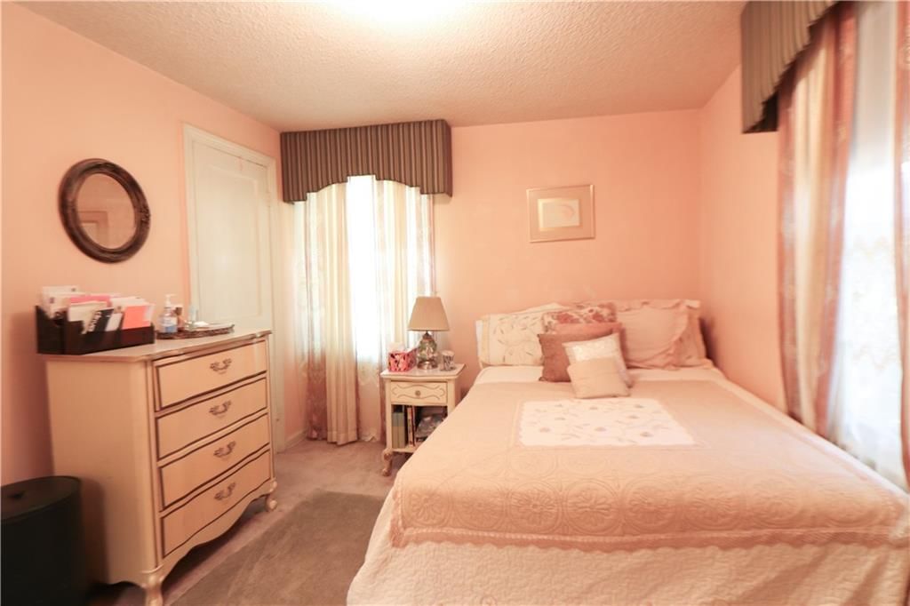 6406 Walrond Avenue — photo 13