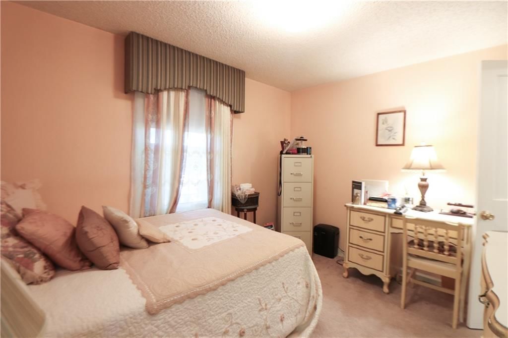 6406 Walrond Avenue — photo 14