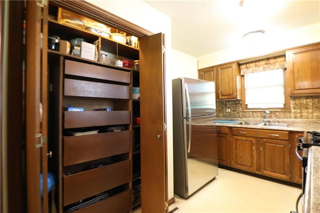 6406 Walrond Avenue — photo 25