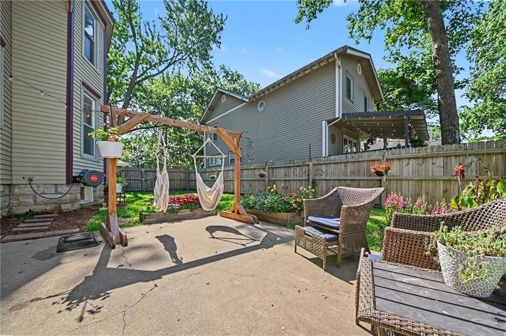 316 S Maple Street — photo 35