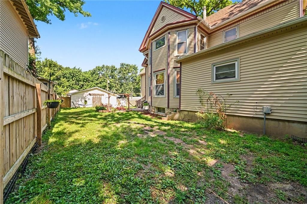 316 S Maple Street — photo 36