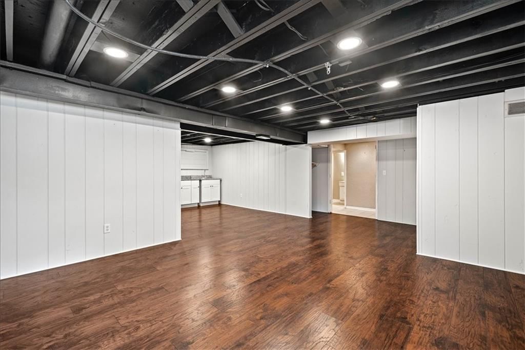 9210 England Street — photo 24
