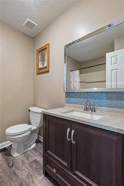 808 Heather Drive — photo 12