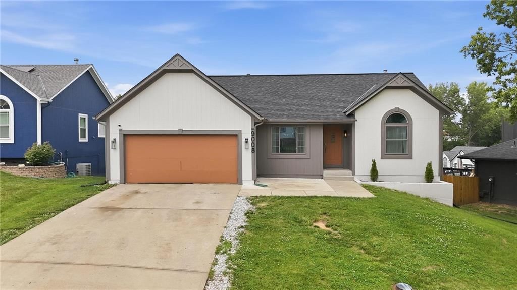 9008 BARNETT Avenue — photo 3