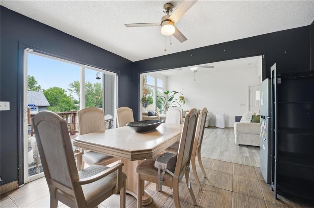 9008 BARNETT Avenue — photo 17