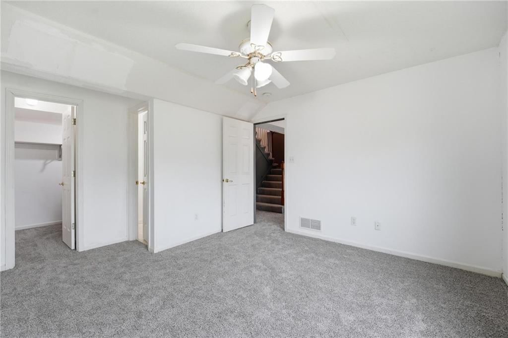 9008 BARNETT Avenue — photo 29