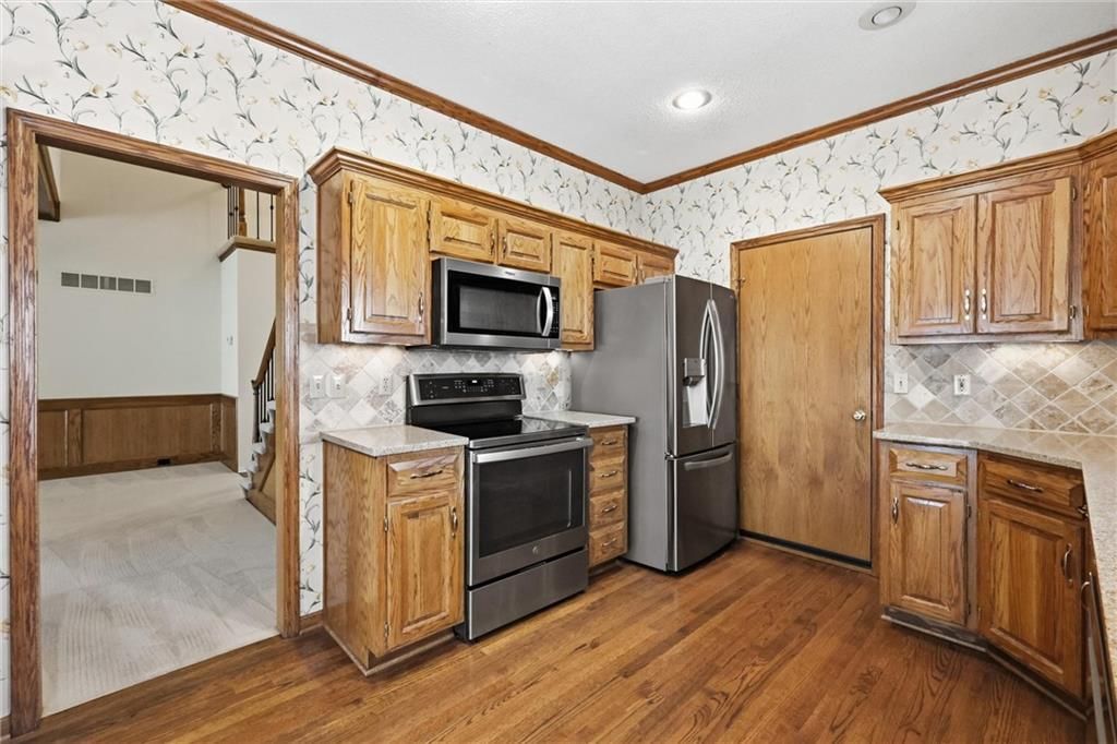 6216 W 126th Street — photo 12